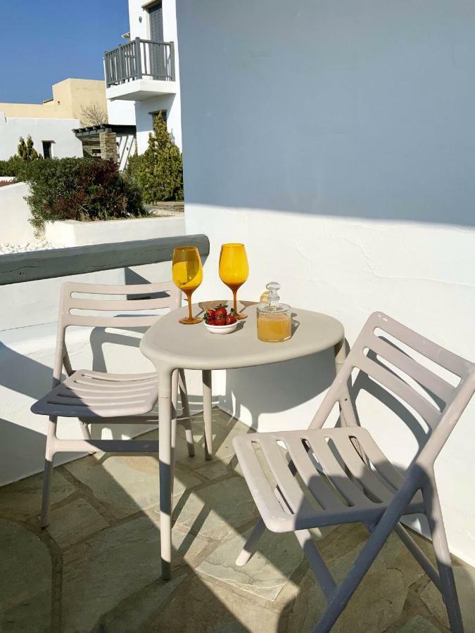 Aqua Blue, Only 100 Meters From The Beach Of Gialiskari Ioulis Buitenkant foto